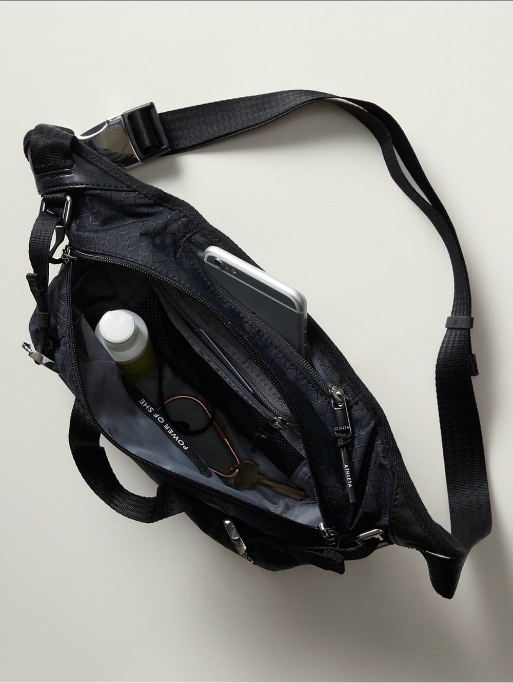 Athleta Excursion Large Belt Bag Black Nylon Crossbody Fanny Pack - Picture 4 of 12